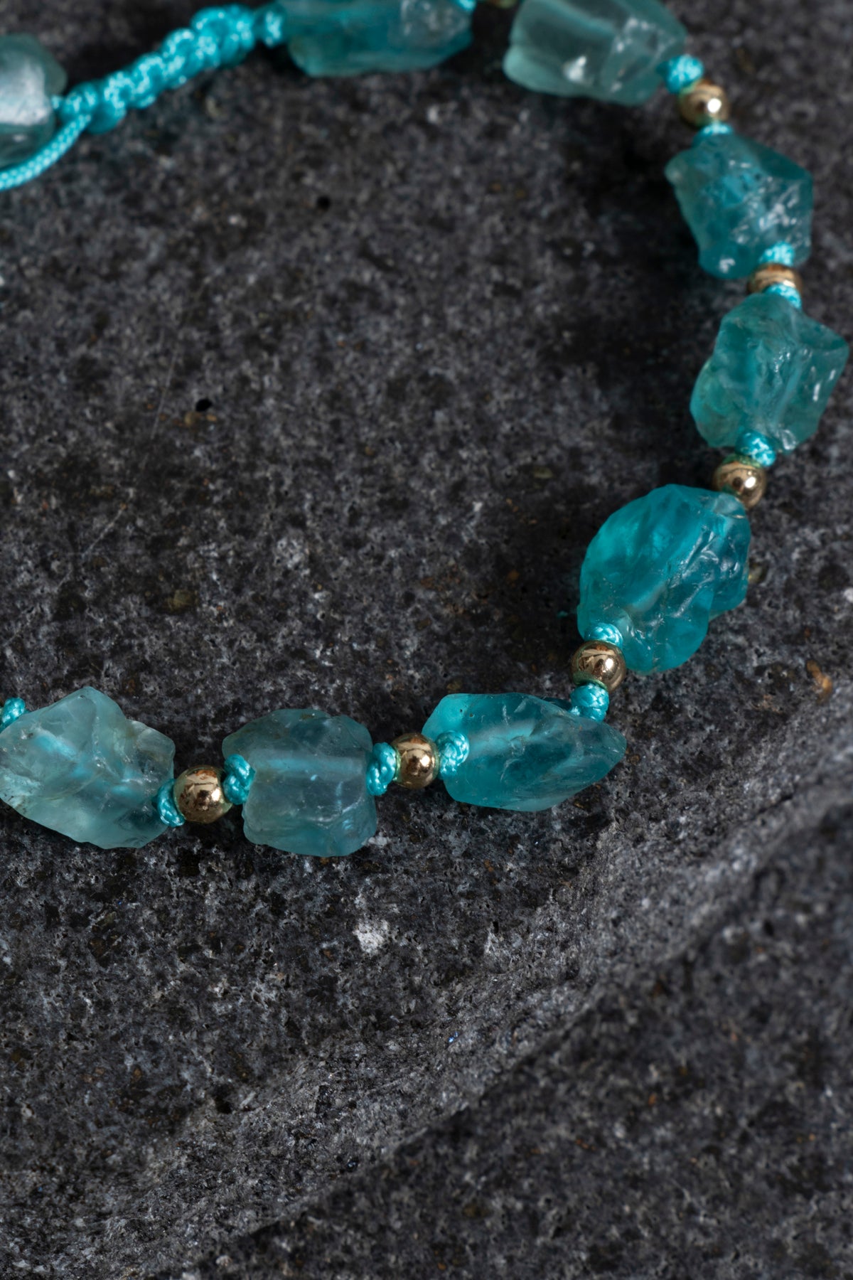 Laboratory Certified Apatite Natural Stone Bracelet