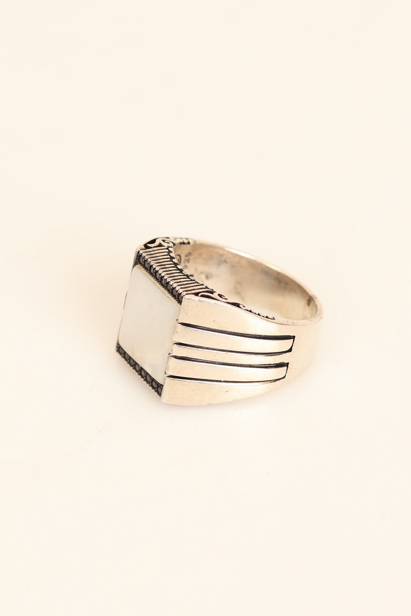 Laboratory Certified Natural Mother of Pearl 925 Sterling Silver Ring