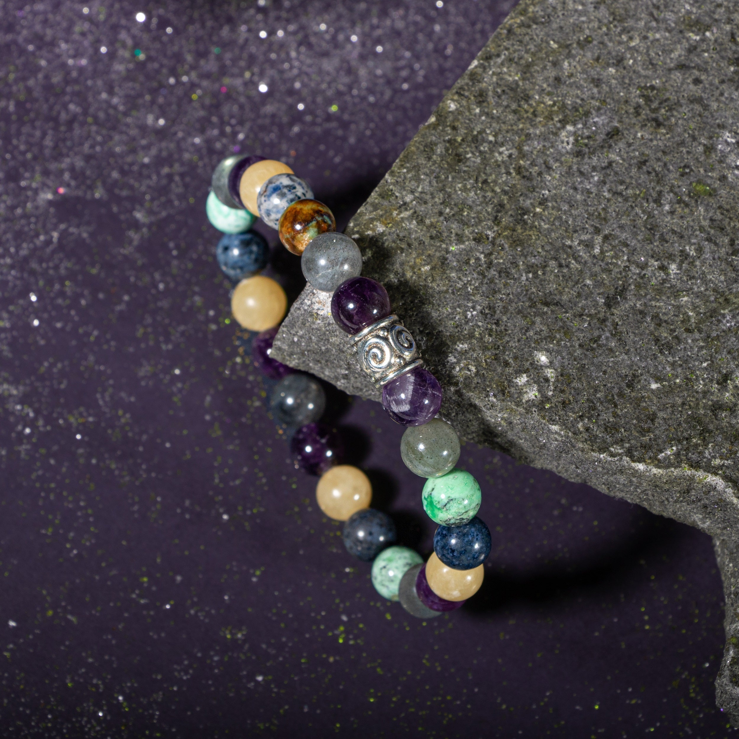 Yay Burcu Bileklik Ametist, Dumortierit, İspanyol Varisit, Kalsit, Labradorit