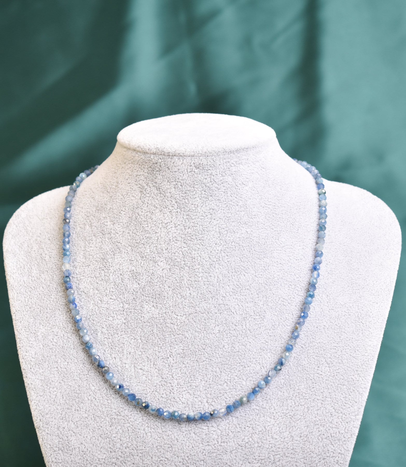 Laboratory Certified Kyanite Natural Stone Necklace 3 mm