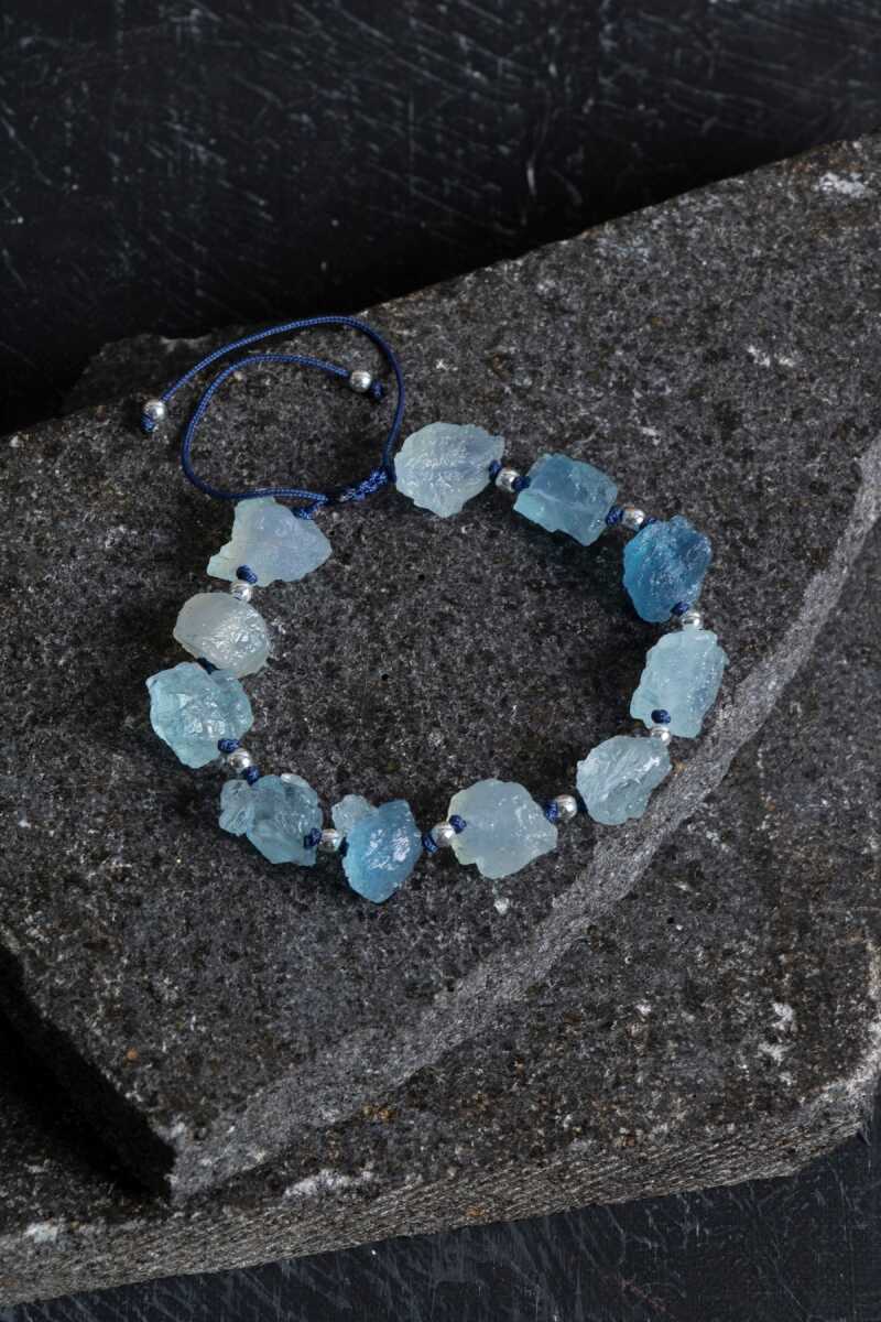 Laboratory Certified Aquamarine Natural Stone Macramé Bracelet