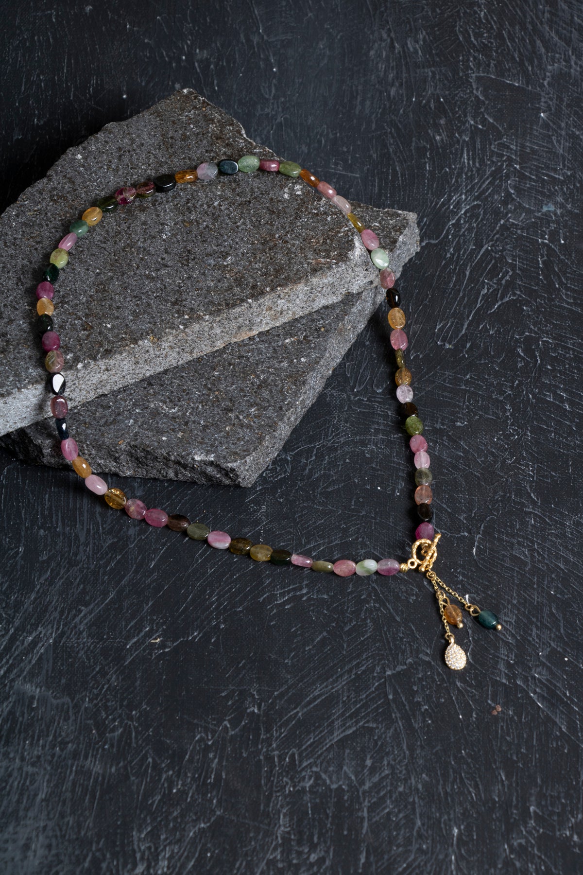 Sertifikalı Özel Kesim Turmalin Altın Kaplama Gümüş Aparat Doğal Taş Kolye