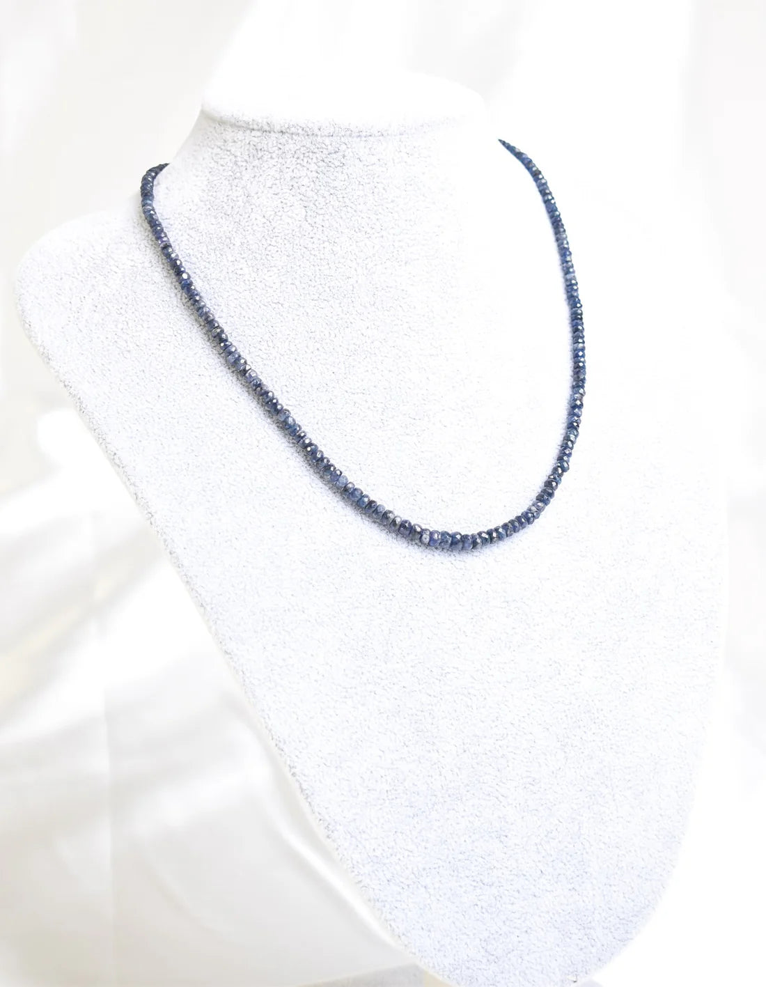 Laboratory Certified Natural Sapphire Necklace 3–4 mm