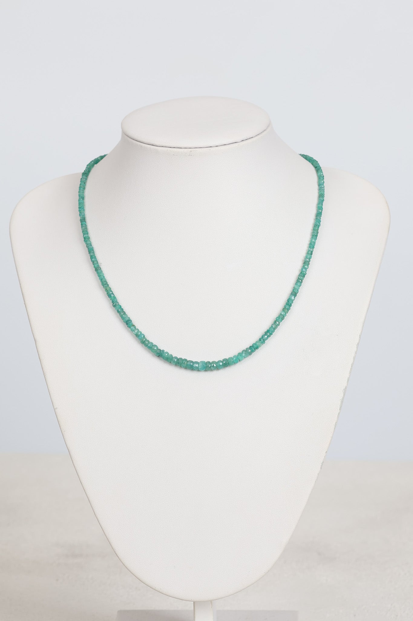 Laboratory Certified Emerald Natural Stone Floating Necklace with 925 Sterling Silver Clasp