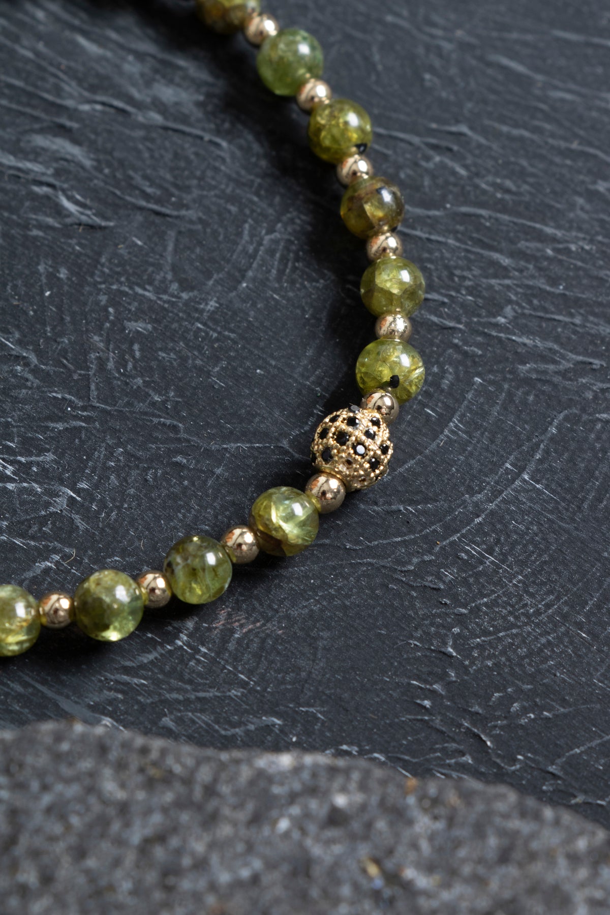 Laboratory Certified Peridot (Zebercet) & Hematite Natural Stone Bracelet