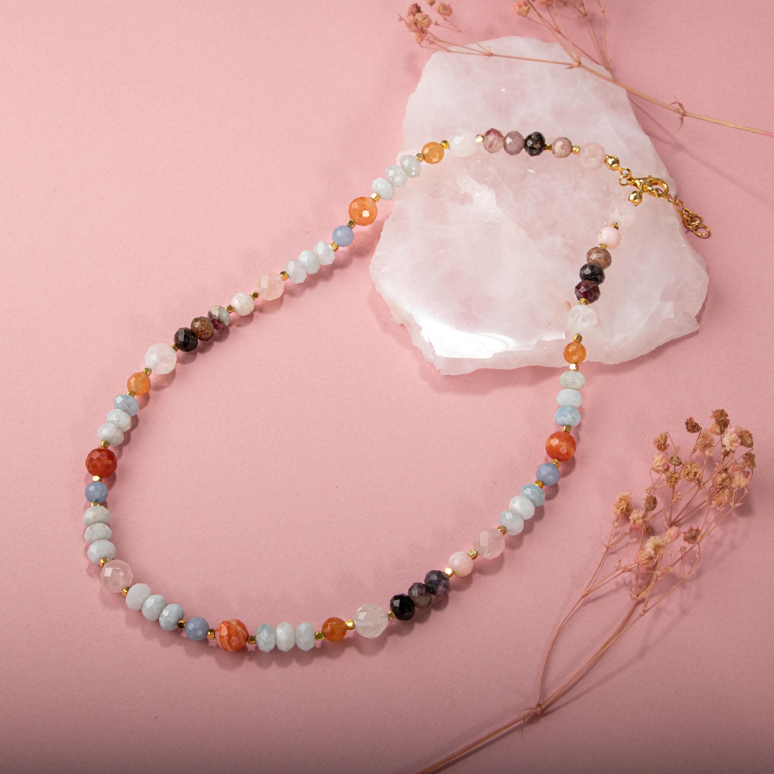 Anjelit-Morganit-Pembe Kuvars-Renkli Turmalin-Ay Taşı-Turuncu Aventurin-Akuamarin-Madagaskar Akik Doğal Taş Kolye