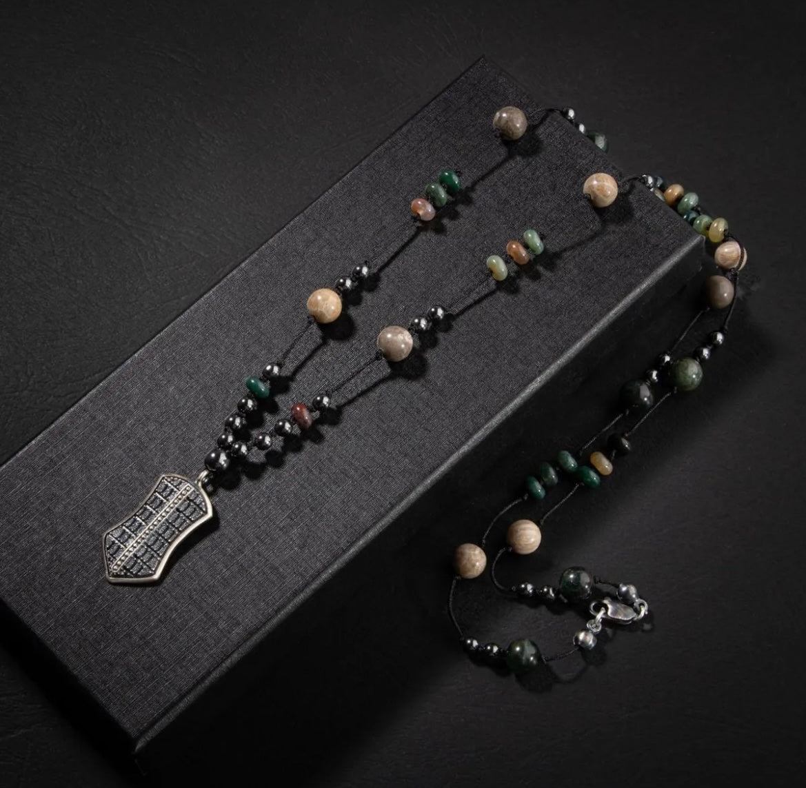 Erkek Kolyesi Fosil Mercan-Hint Akik-hematit Doğal Taş Gümüş Tasarım Kolye