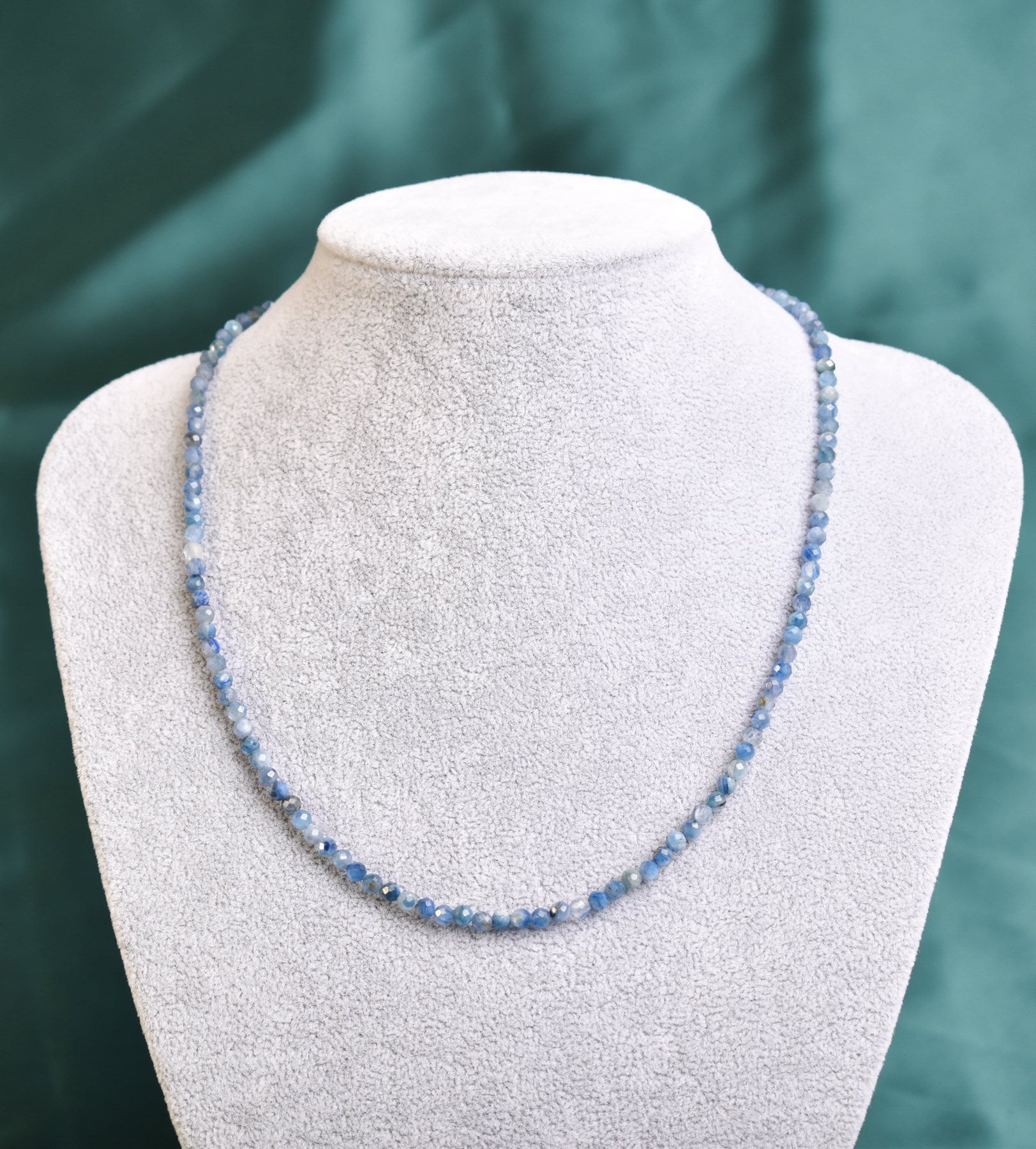 Laboratory Certified Kyanite Natural Stone Necklace 3 mm