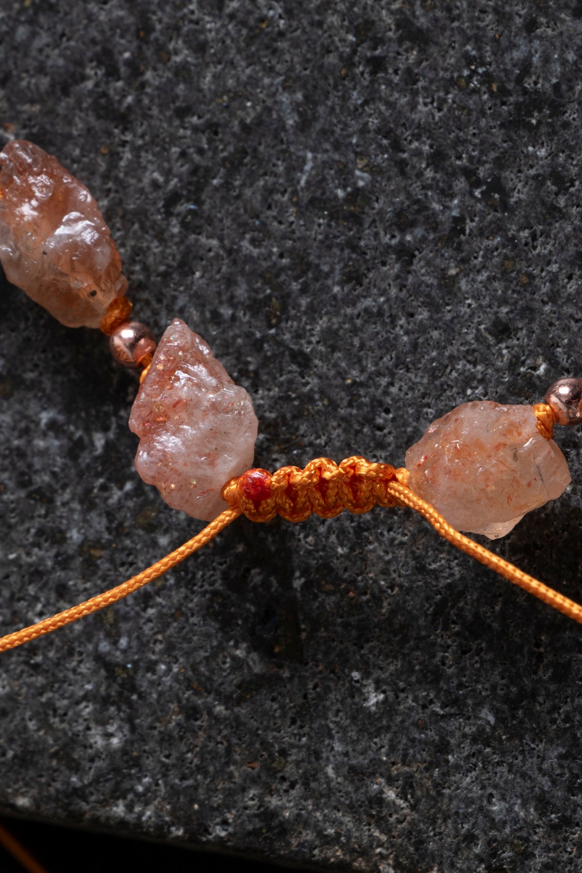 Sertifikalı Ham Güneş Taşı Doğaltaş Kolye