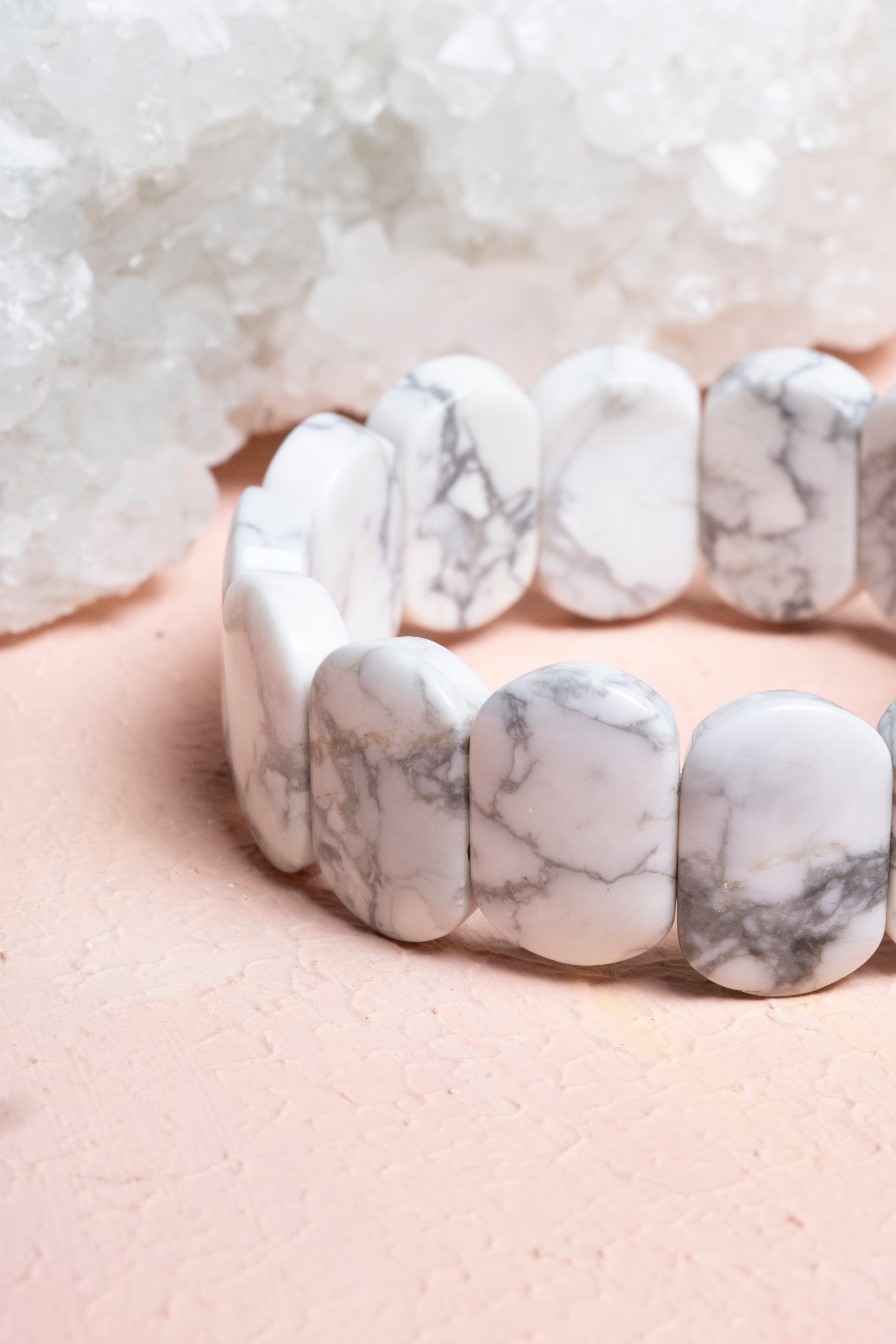 Certified Howlite Wide Cut Special Cut Natural Gemstone Bracelet