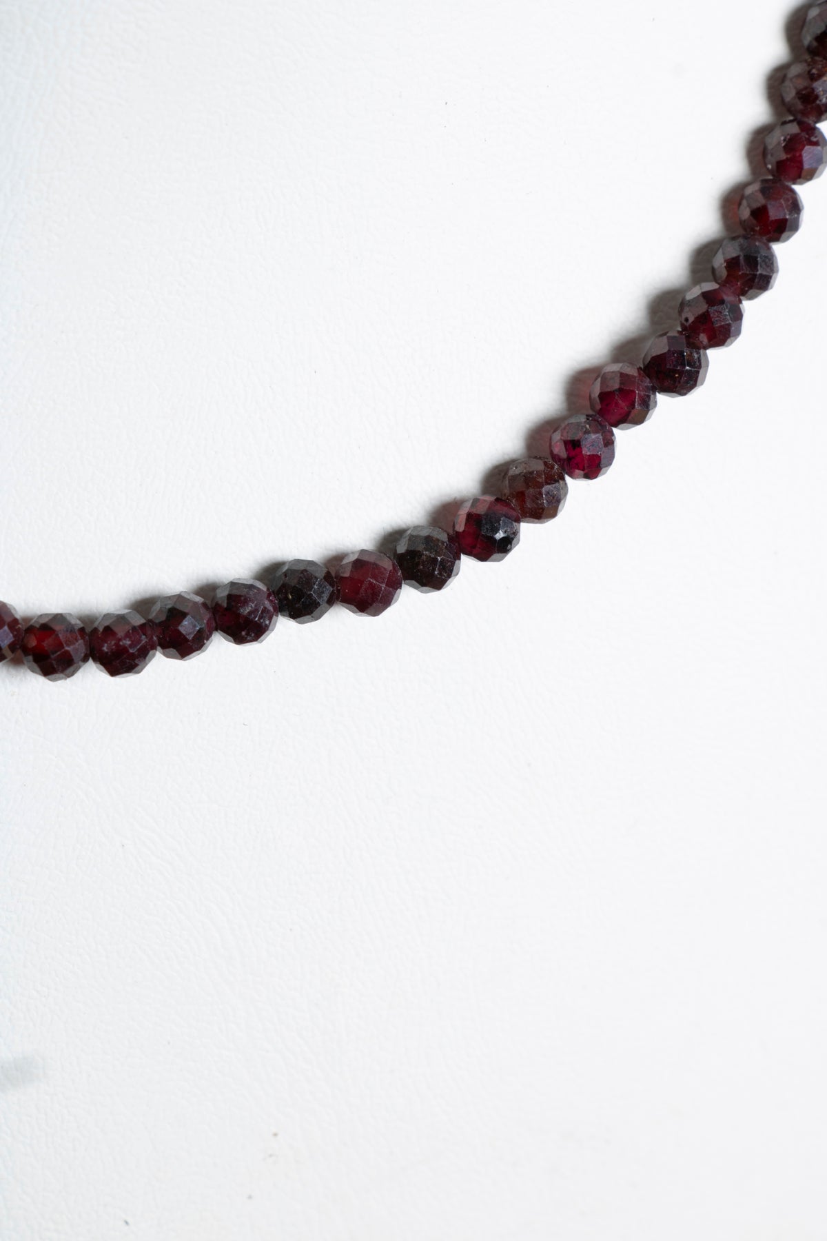 Sertifikalı Lal Fasetli Doğal Taş Kolye 