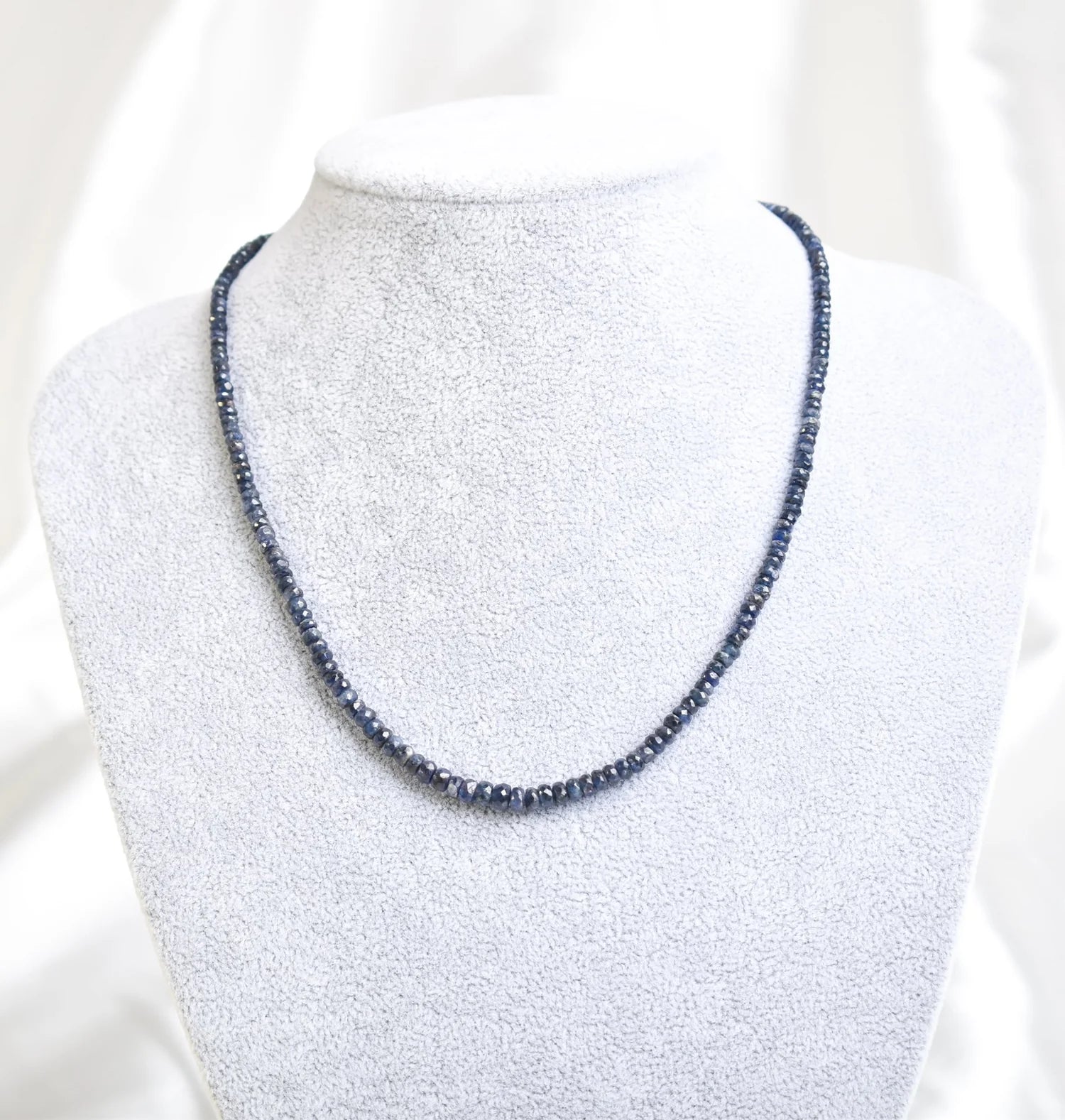Laboratory Certified Natural Sapphire Necklace 3–4 mm