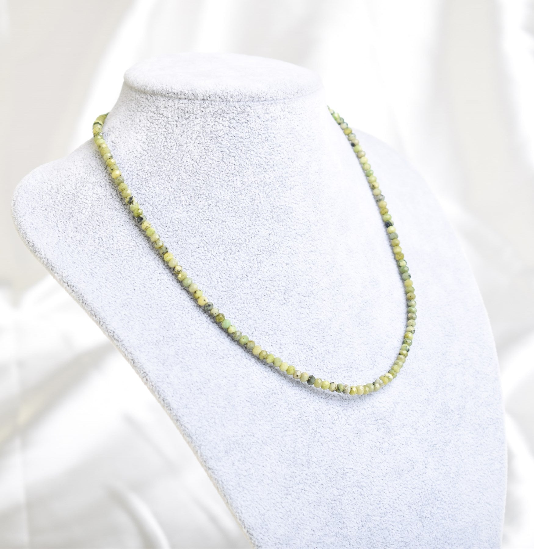 Laboratory Certified Jade (Serpentine) Natural Stone Necklace & Bracelet Set 4 mm